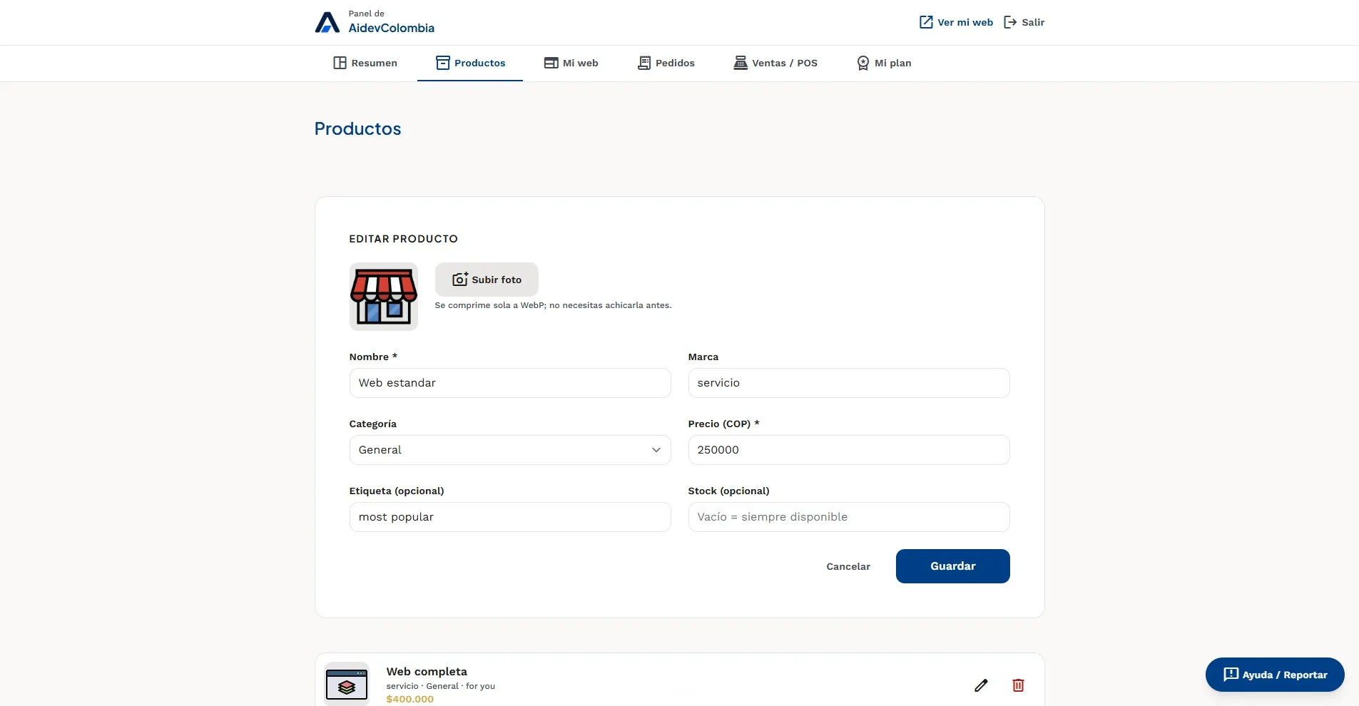 Panel de administración real de Aidev en un computador: editando un producto del catálogo con nombre, precio, categoría y foto